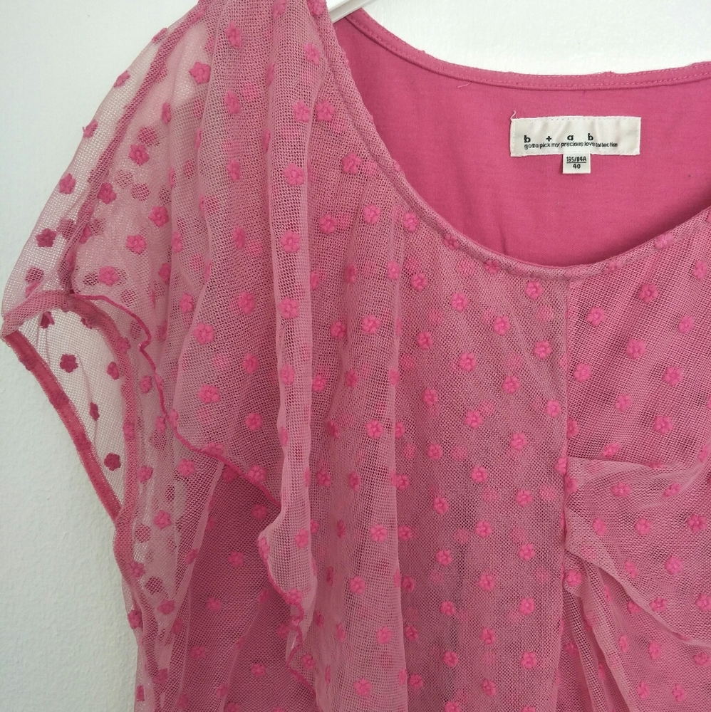 pink top - Picture 3 of 4